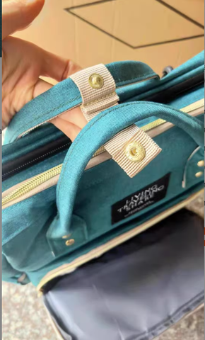 Image of Large-Capacity Mommy Bag