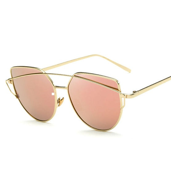 CAT'S EYE SUNGLASSES
