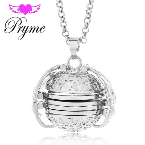 Image of Expanding Photo Locket