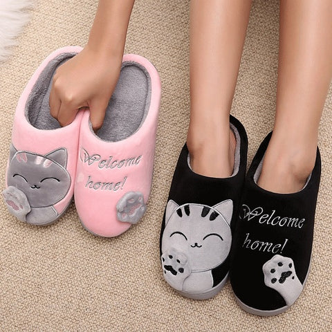 Image of CUTE COZY CAT PAW SLIPPERS