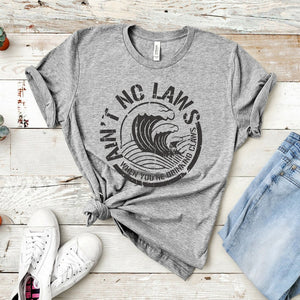 2019 Aint No Laws When Your Drinking Claws Shirt Funny White Claw T-Shirt